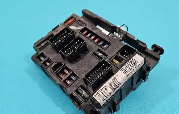 Citroen C5 Central body control module 9641258080 IMPRK1489270