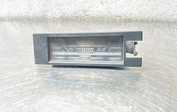 Opel Insignia A Number plate light 13251936