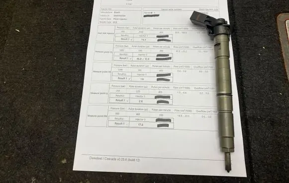 Volkswagen Phaeton Fuel injector 059130277AJ