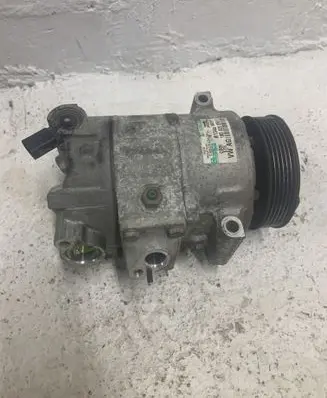Volkswagen PASSAT B6 Air conditioning (A/C) compressor (pump) 1K0820859F