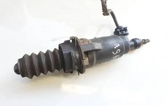Peugeot 806 Clutch master cylinder kn23029c3