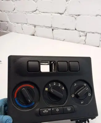Opel Zafira B Climate control unit 90589777
