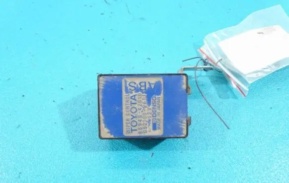 Toyota RAV 4 (XA10) Central body control module 85940-42010 IMPRK948448