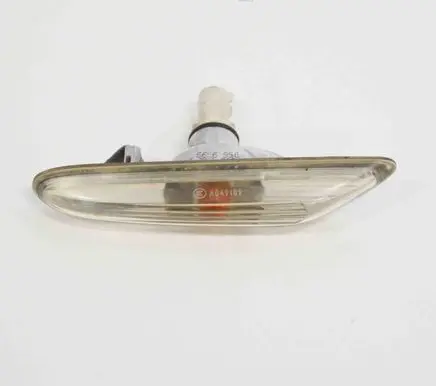 BMW 5 E60 E61 Front fender indicator light 7165742