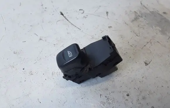 Volvo XC70 Electric window control switch 30658696