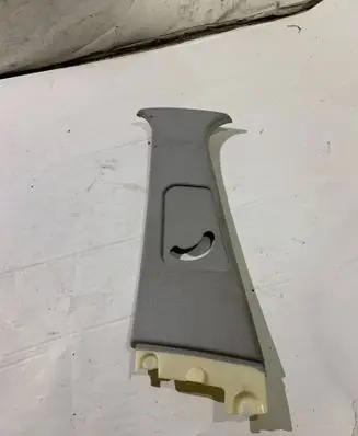 BMW 5 E39 (B) pillar trim (top) 8227595
