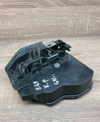 BMW 1 F20 F21 Rear door lock 7036171