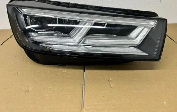 Audi Q5 SQ5 Headlight/headlamp 80A941034
