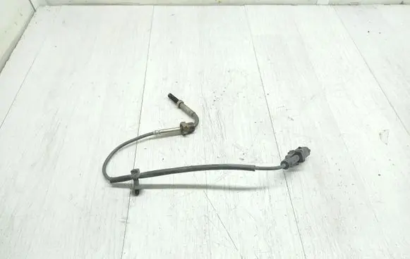 Opel Astra J Exhaust gas temperature sensor 55574183