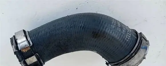 Audi A8 S8 D3 4E Intercooler hose/pipe 4E0145944A