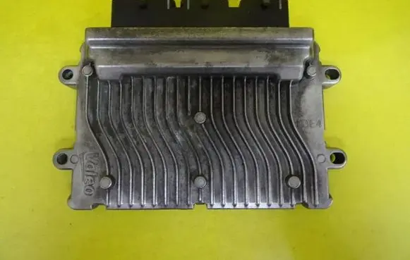 Peugeot 206+ Engine control unit/module 21586674-1B J34P-AAE