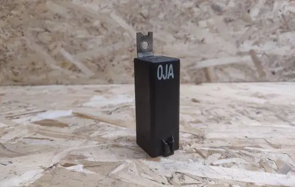 Jaguar XK8 - XKR Other relay LJA6702AA