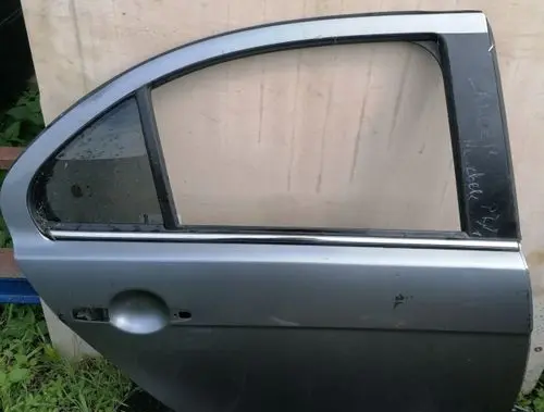 Mitsubishi Lancer VIII Rear door