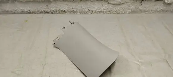 (D)pillar trim (top)