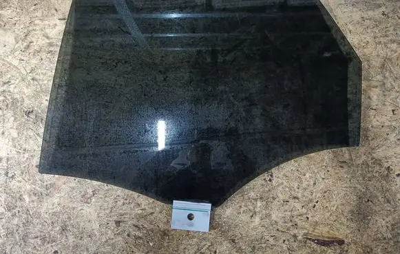 Volvo S90, V90 Rear door window glass 43R00056