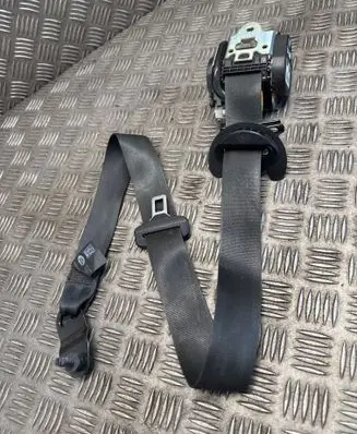Land Rover Evoque I Front seatbelt 620198300 H42221 008R000