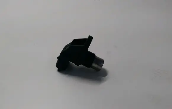 Volvo S60 Camshaft position sensor 0232103033