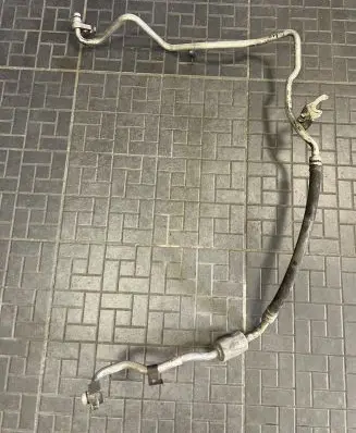 Nissan Almera Tino Air conditioning (A/C) pipe/hose