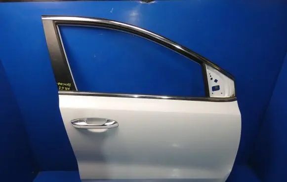 KIA Sportage Front door 