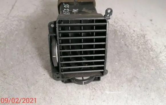 Hyundai Getz Dashboard side air vent grill/cover trim