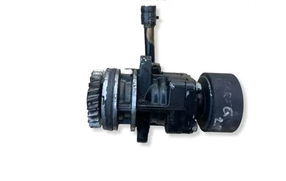 Volkswagen Touareg I Power steering pump 7L6422153B