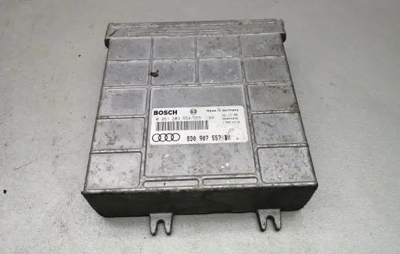 Audi A4 S4 B5 8D Engine control unit/module 8D0907557BX 0261203554