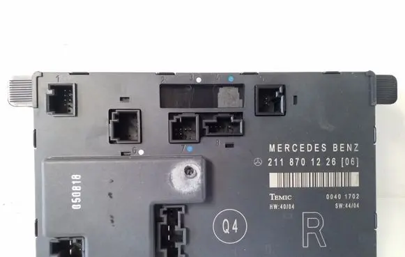 Mercedes-Benz E W211 Door control unit/module 2118701226