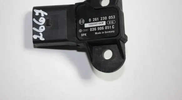 Audi A5 8T 8F Air pressure sensor 036906051C