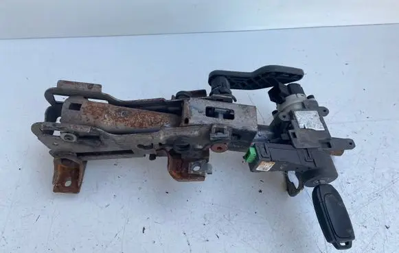 Volvo V70 Ignition lock P31201721 8621509