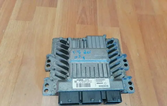 Renault Scenic II - Grand scenic II Engine control unit/module 8200565863 S122326109A 8200592611