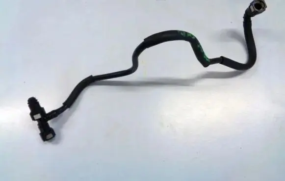 Nissan Qashqai+2 Turbo turbocharger oiling pipe/hose