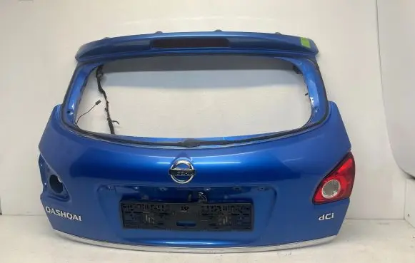Nissan Qashqai+2 Tailgate/trunk/boot lid