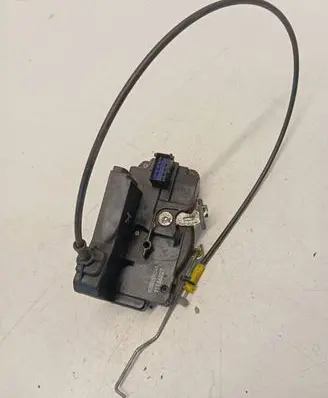 Renault Trafic II (X83) Front door lock 8200008246 91166237