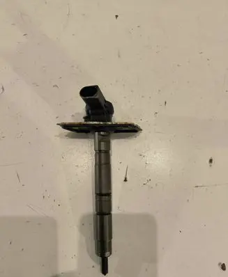 Volkswagen Golf V Fuel injector 03L130277 08042905432 0445116030