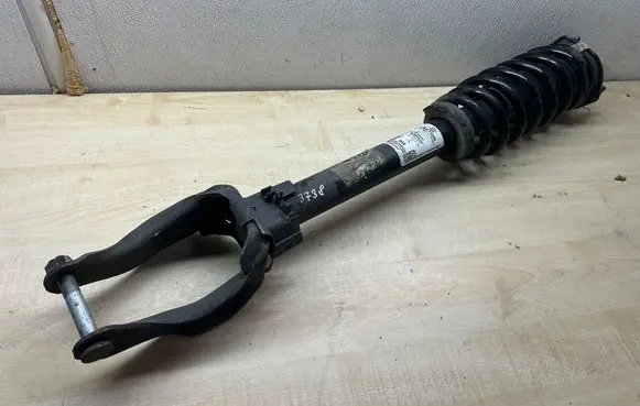 Mercedes-Benz GLE (W166 - C292) Front shock absorber/damper A2923230100