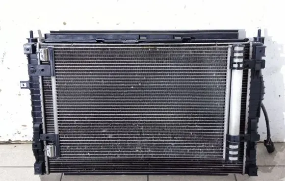 Peugeot Traveller Radiator set 9805897480 9816746580 9678711180