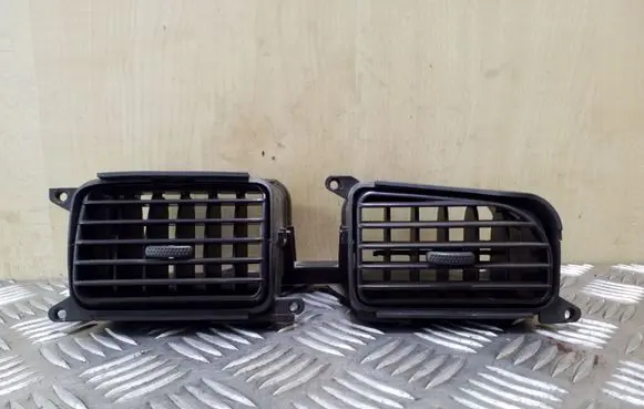 Subaru Outback Dash center air vent grill