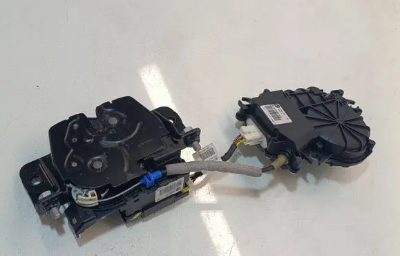 BMW X3 F25 Tailgate/trunk/boot lock/catch/latch 927465