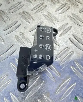 Infiniti FX Gear shift switch/knob 407LHD