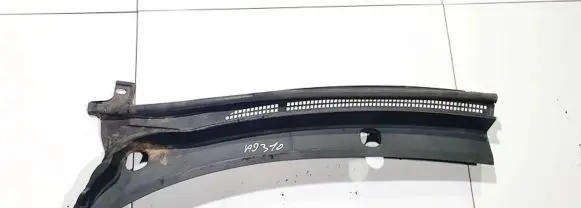 Mazda 2 Wiper trim 3m7101417bh 3m71-01417-bh