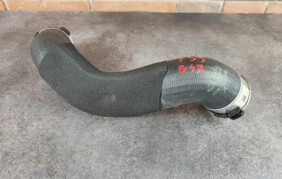 BMW X2 F39 Intercooler hose/pipe 8590139