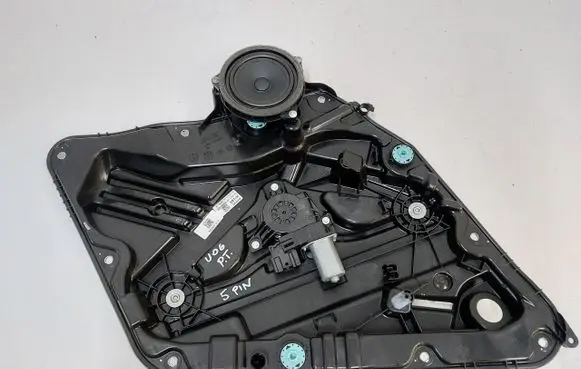 BMW 2 Active Tourer U06 Rear door window regulator with motor 5A104C4
