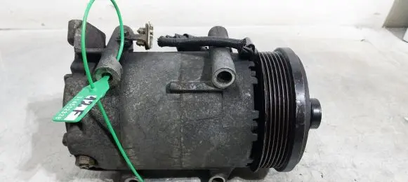 Ford Focus Air conditioning (A/C) compressor (pump) 3M5H-19D629-KE