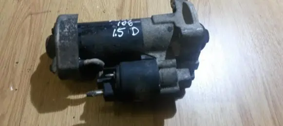 Peugeot 106 Starter motor 0001108125