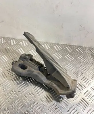 Skoda Octavia Mk2 (1Z) Accelerator throttle pedal 1K1721503P