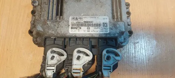 Ford Focus Engine control unit/module ECU 6M51-12A650-NC 0281011701