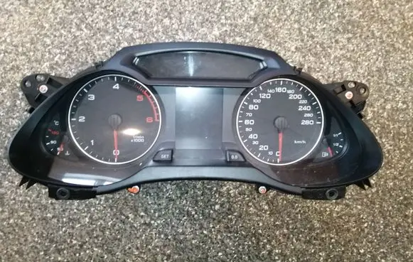 Audi A4 S4 B8 8K Speedometer (instrument cluster)