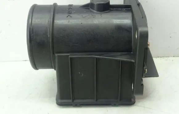 Mitsubishi Carisma Mass air flow meter E5T05271
