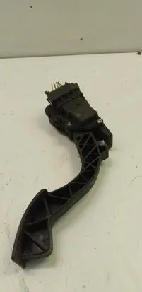 Ford Focus Accelerator throttle pedal 4M519F836AH 6PV00864101