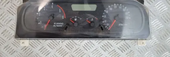 Nissan Terrano Speedometer (instrument cluster)